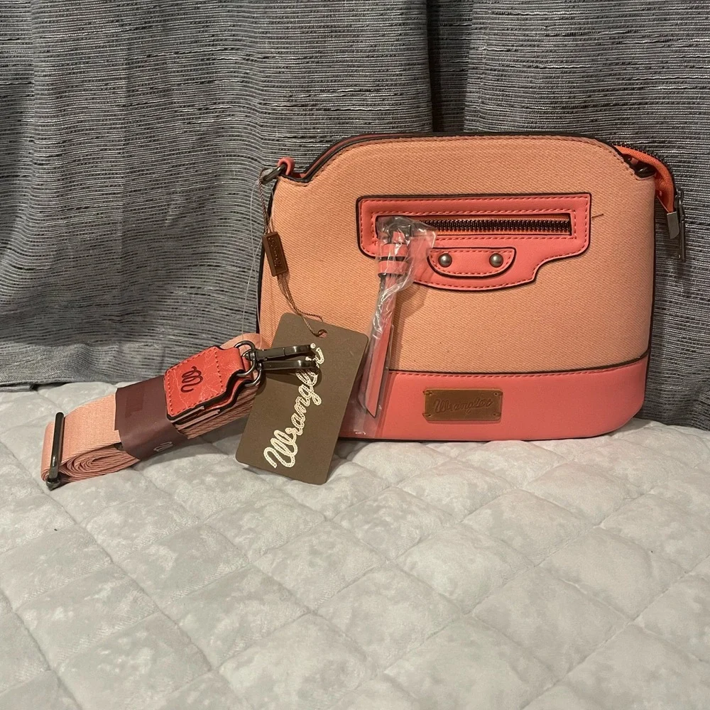 Wrangler Two-Tone Pink Crossbody Bag - Picture 1 of 4